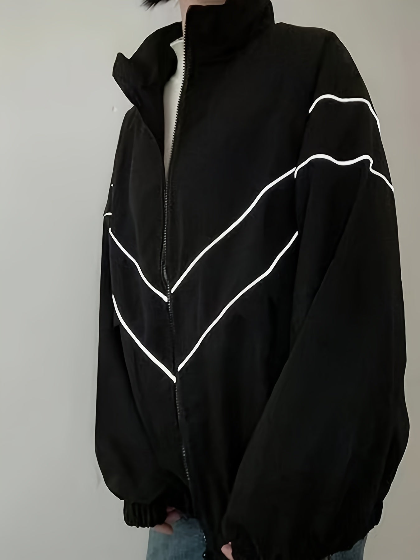 Casual Sports Jacket with Reflective Strips and Stand-up Collar