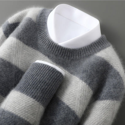 New Autumn And Winter Color-Blocked Thick Round-Neck Pullover Sweater for Men, Featuring a Relaxed Fit And Knitted Design